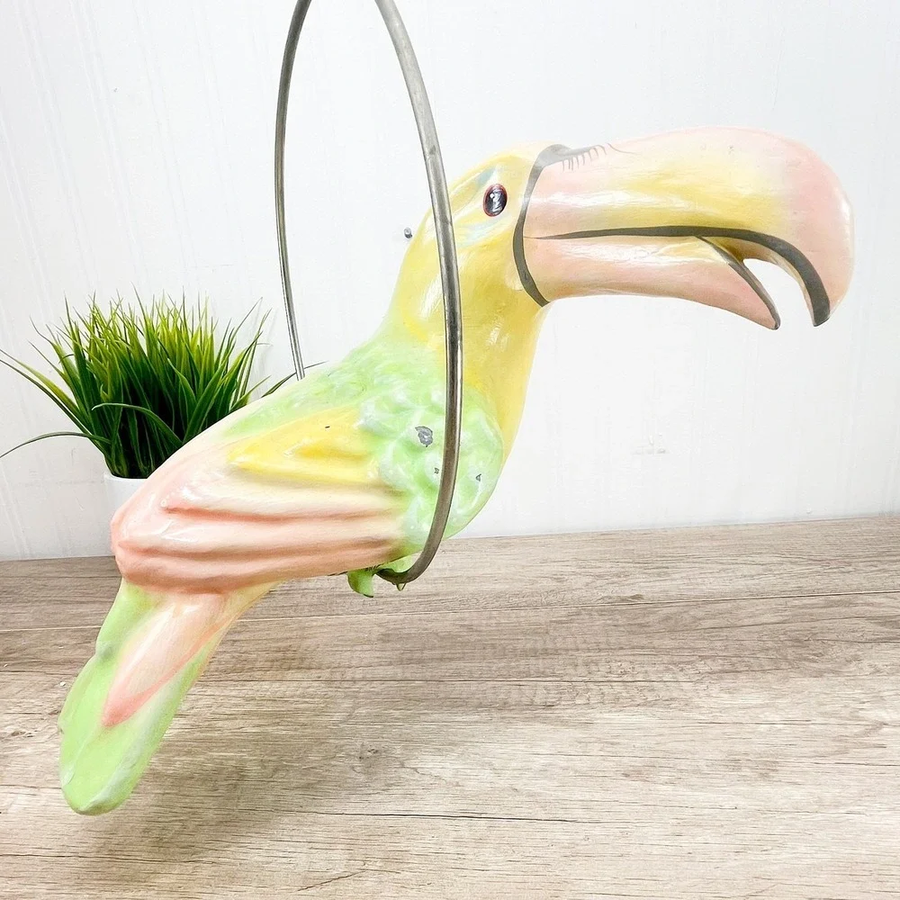 VTG Toucan Parrot Hand-Painted‎ Signed Sculpture Paper Mache Bustamante Style